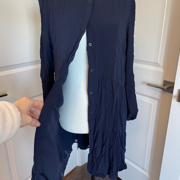 beautiful and stylish Wilfred dress in navy - Picture 4 of 6